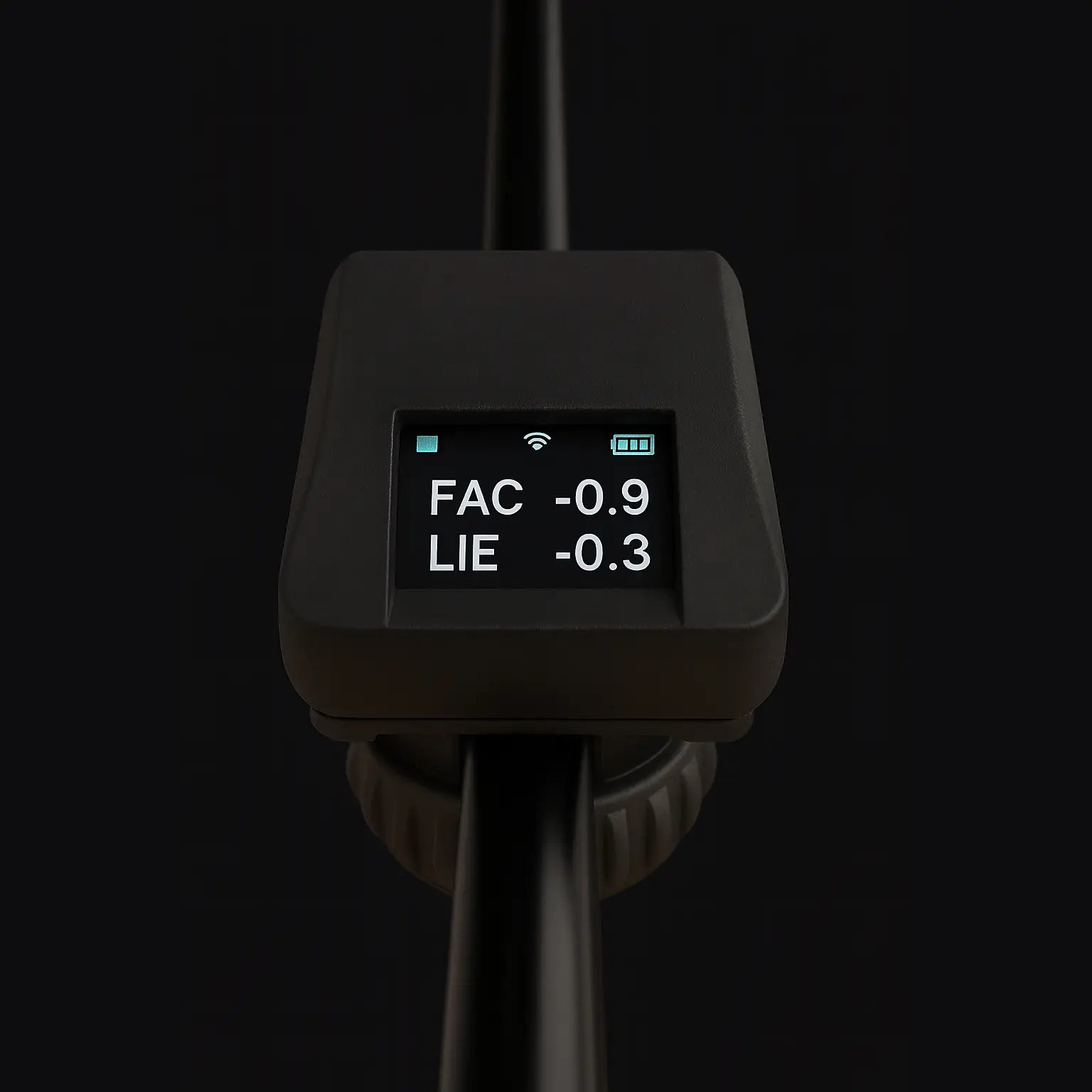 Capto EZ model with the live bio feedback screen which enables players to see 2 data sets from the address position.